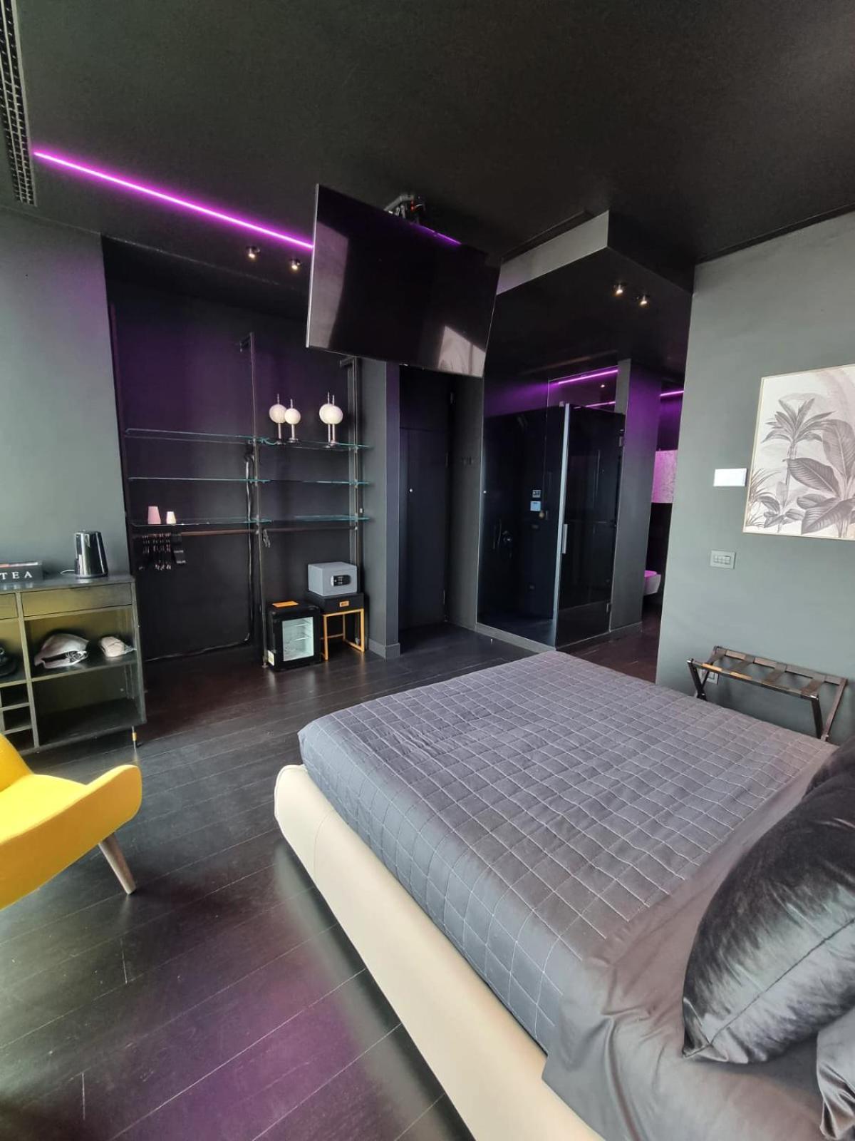 Готель Skyline Solaria Milano Екстер'єр фото